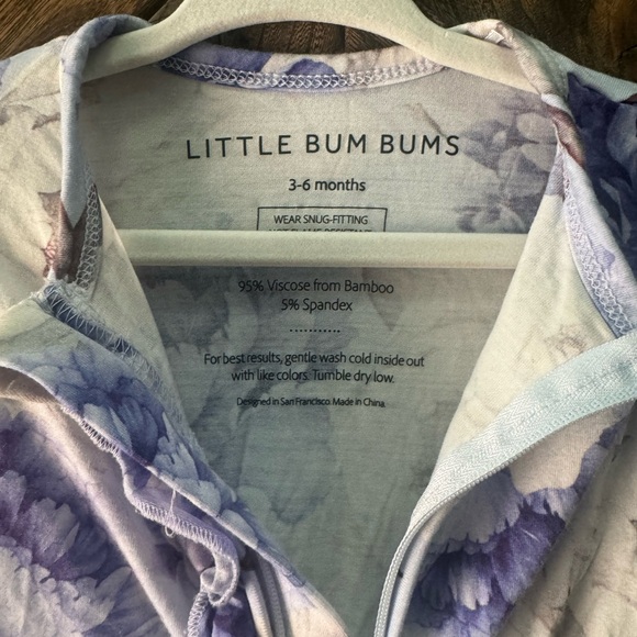 Little Bum Bums bamboo footie - Picture 3 of 3